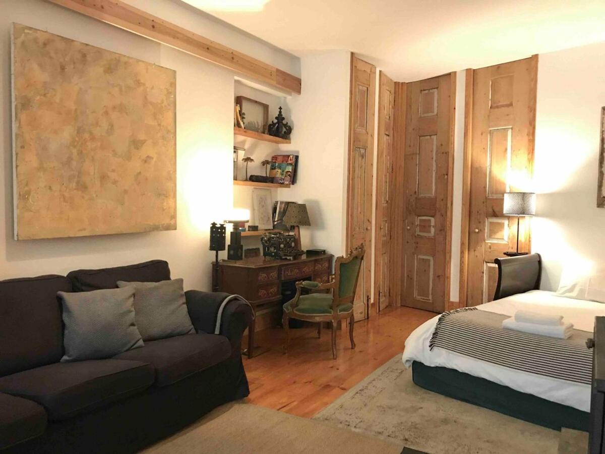 Appartement Lindo Loft In The Centre Of Lisbon, With Fireplace *
